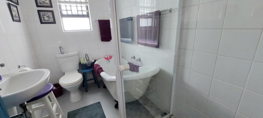 4 Bedroom Property for Sale in Cintsa East Eastern Cape